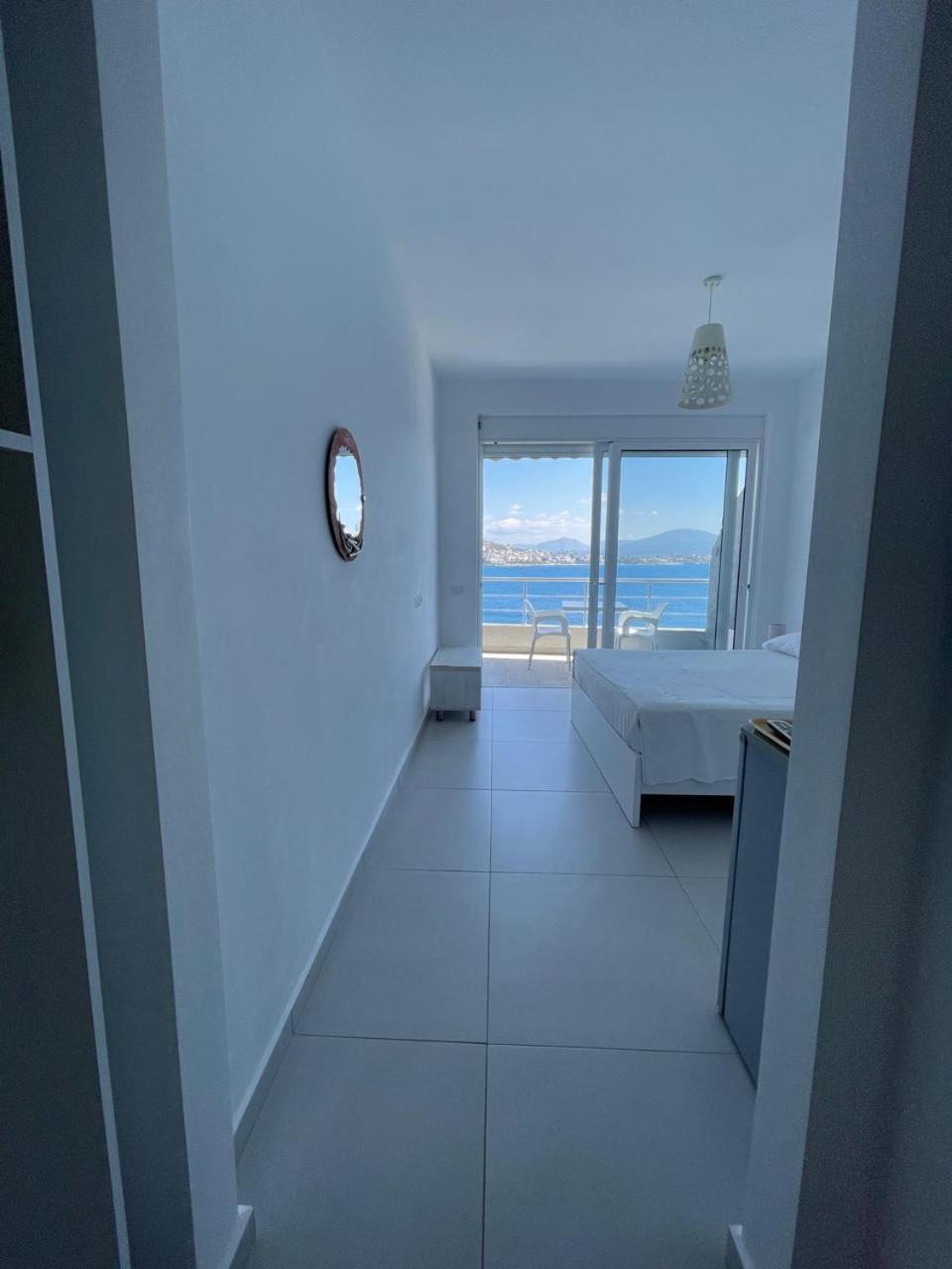Kristina Bellavista Rooms Sarandë Esterno foto