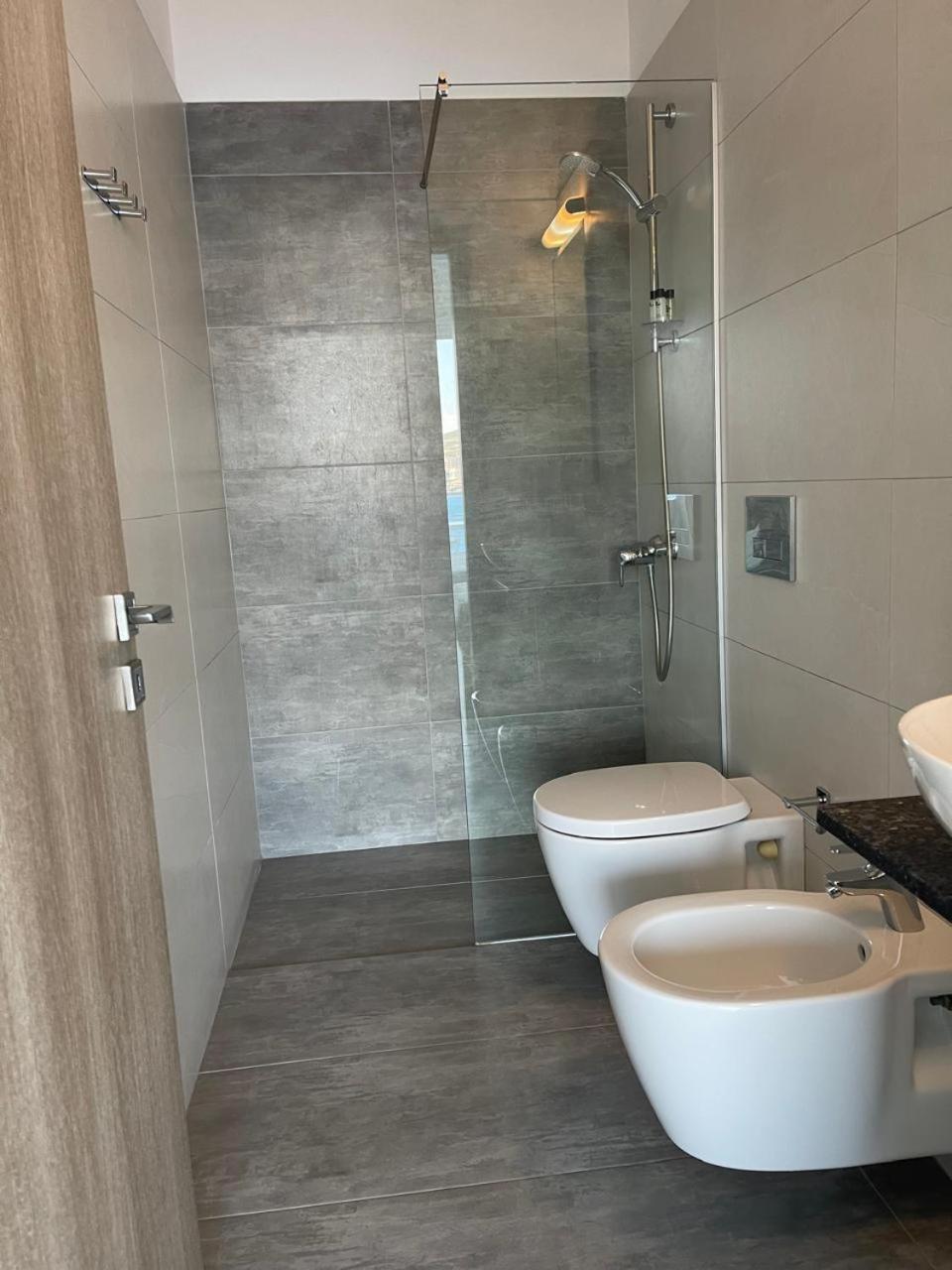 Kristina Bellavista Rooms Sarandë Esterno foto