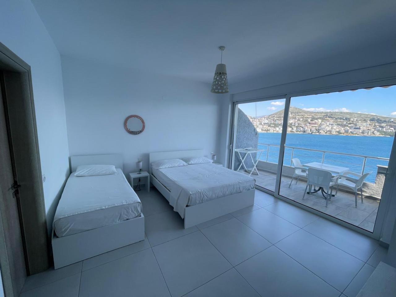 Kristina Bellavista Rooms Sarandë Esterno foto