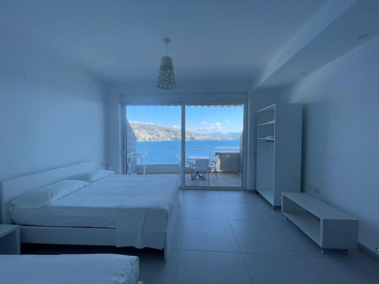 Kristina Bellavista Rooms Sarandë Esterno foto