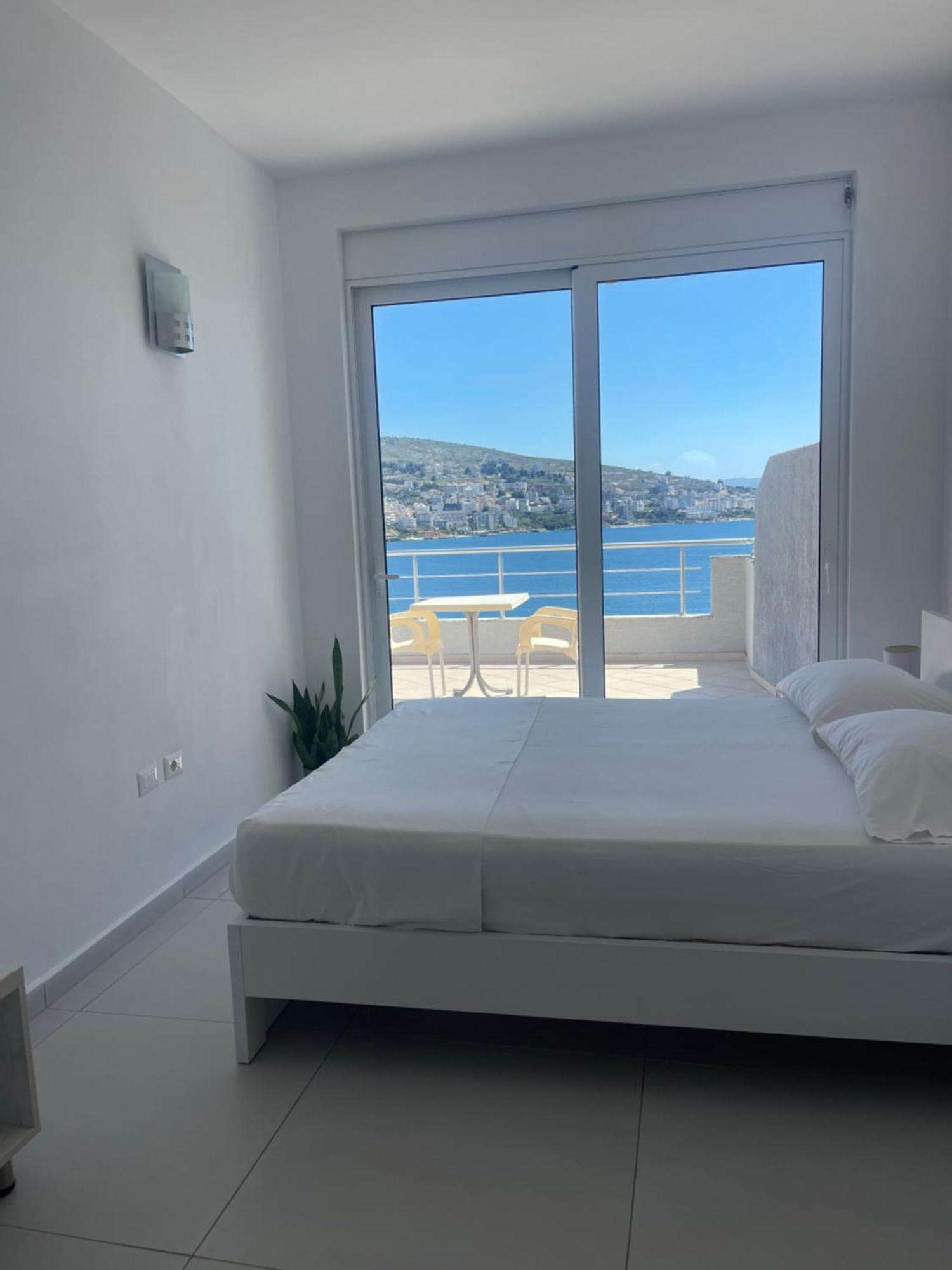 Kristina Bellavista Rooms Sarandë Esterno foto